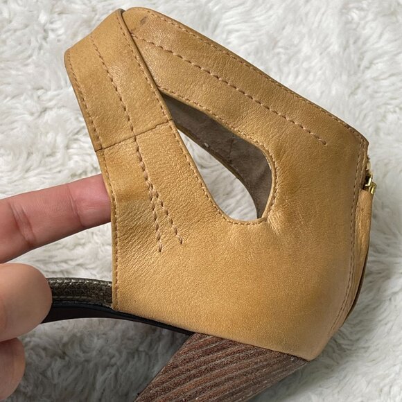 Elizabeth & James Women's Tan Green High Heel Sandal Leather Shoes Size 7.5 - Picture 10 of 14